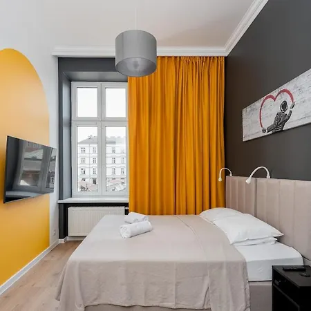 Old Market View Premium Standard With Ac Апартаменты Краков