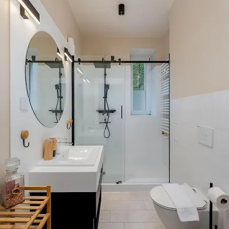 Апартаменты Old Market View Premium Standard With Ac Краков