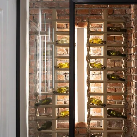 Old Market View Premium Standard With Ac Appartement *